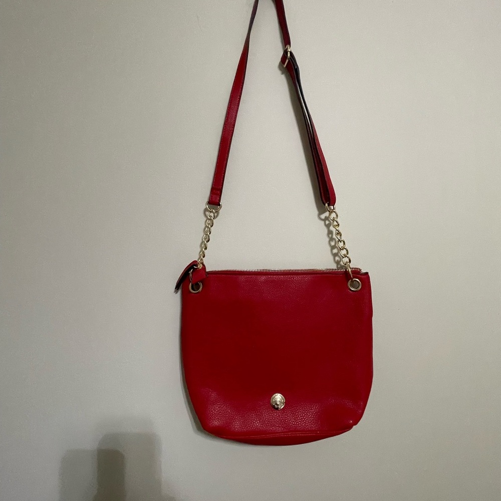 Carlos by Carlos Santana Red and Gold Crossbody Bag~Faux‎ Leather